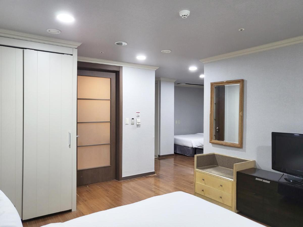 Ramada Hotel&Suites Seoul Namdaemun Exterior foto