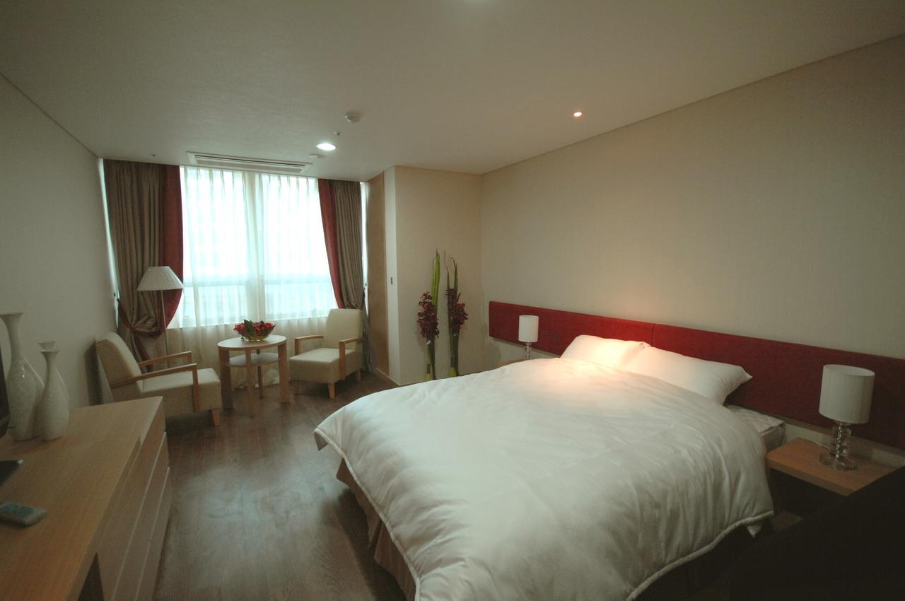 Ramada Hotel&Suites Seoul Namdaemun Exterior foto